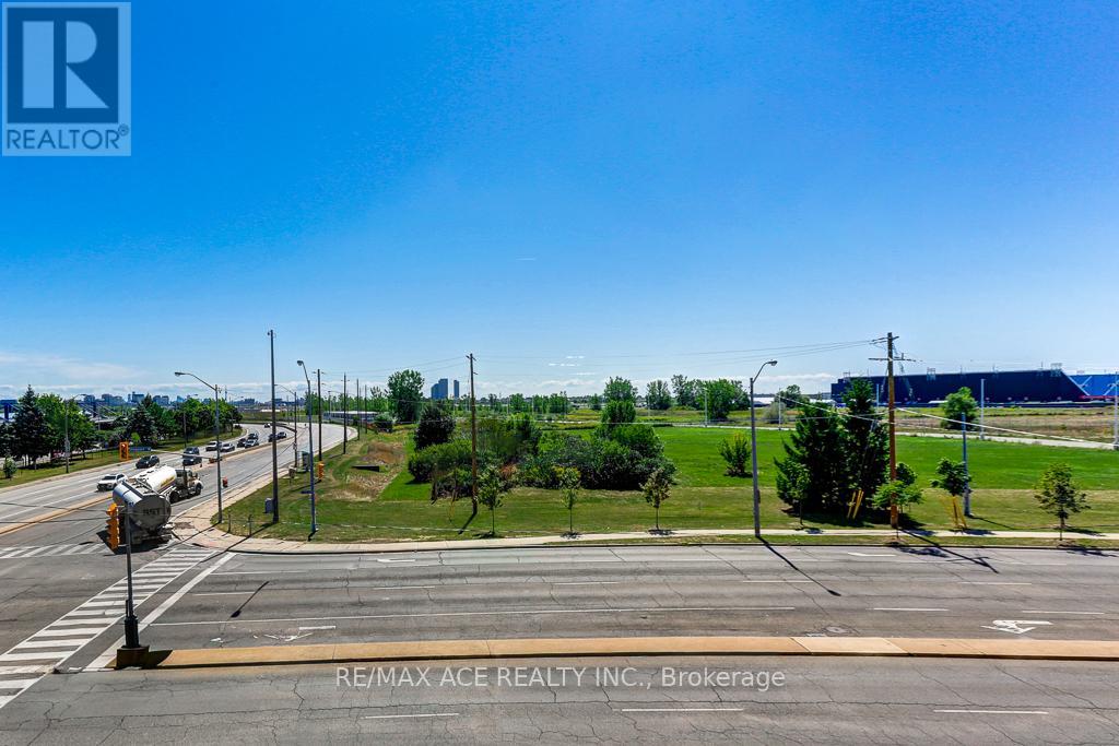 315 - 1060 Sheppard Avenue W, Toronto, Ontario  M3K 2C9 - Photo 21 - W12430750