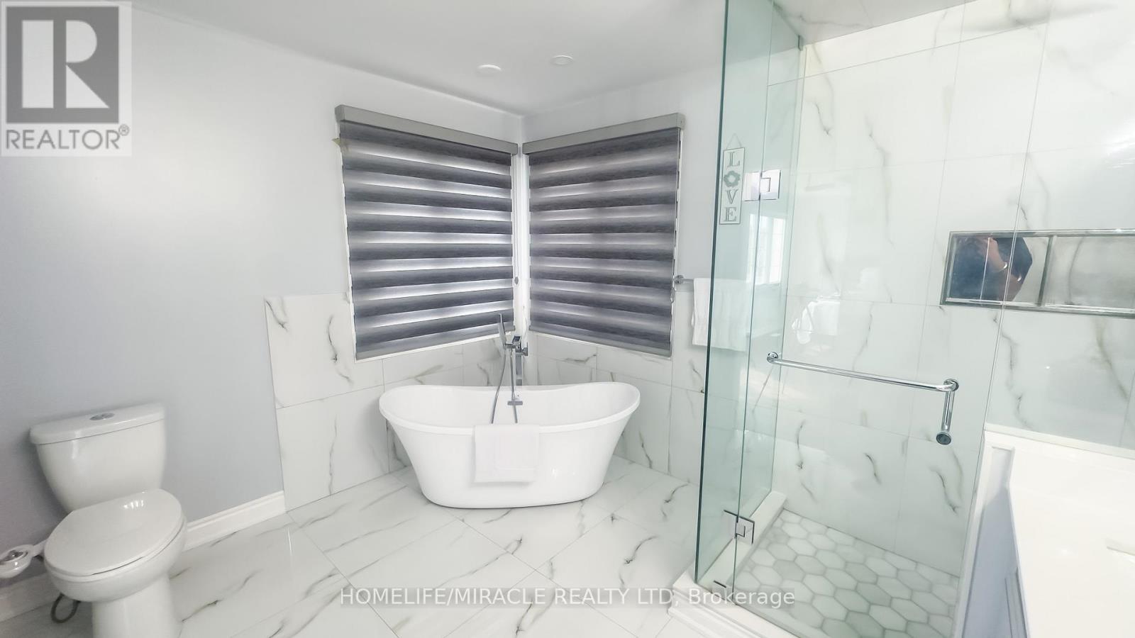 52 Novella Place, Brampton, Ontario  L6S 5X1 - Photo 24 - W12430757