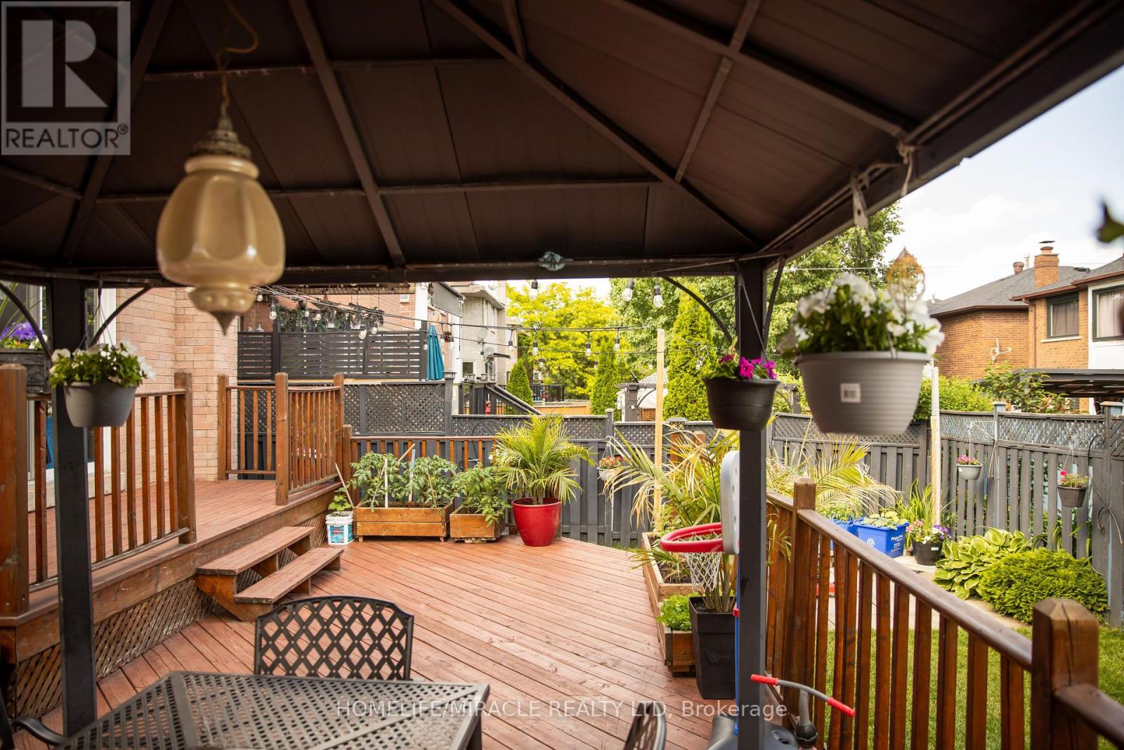 52 Novella Place, Brampton, Ontario  L6S 5X1 - Photo 38 - W12430757