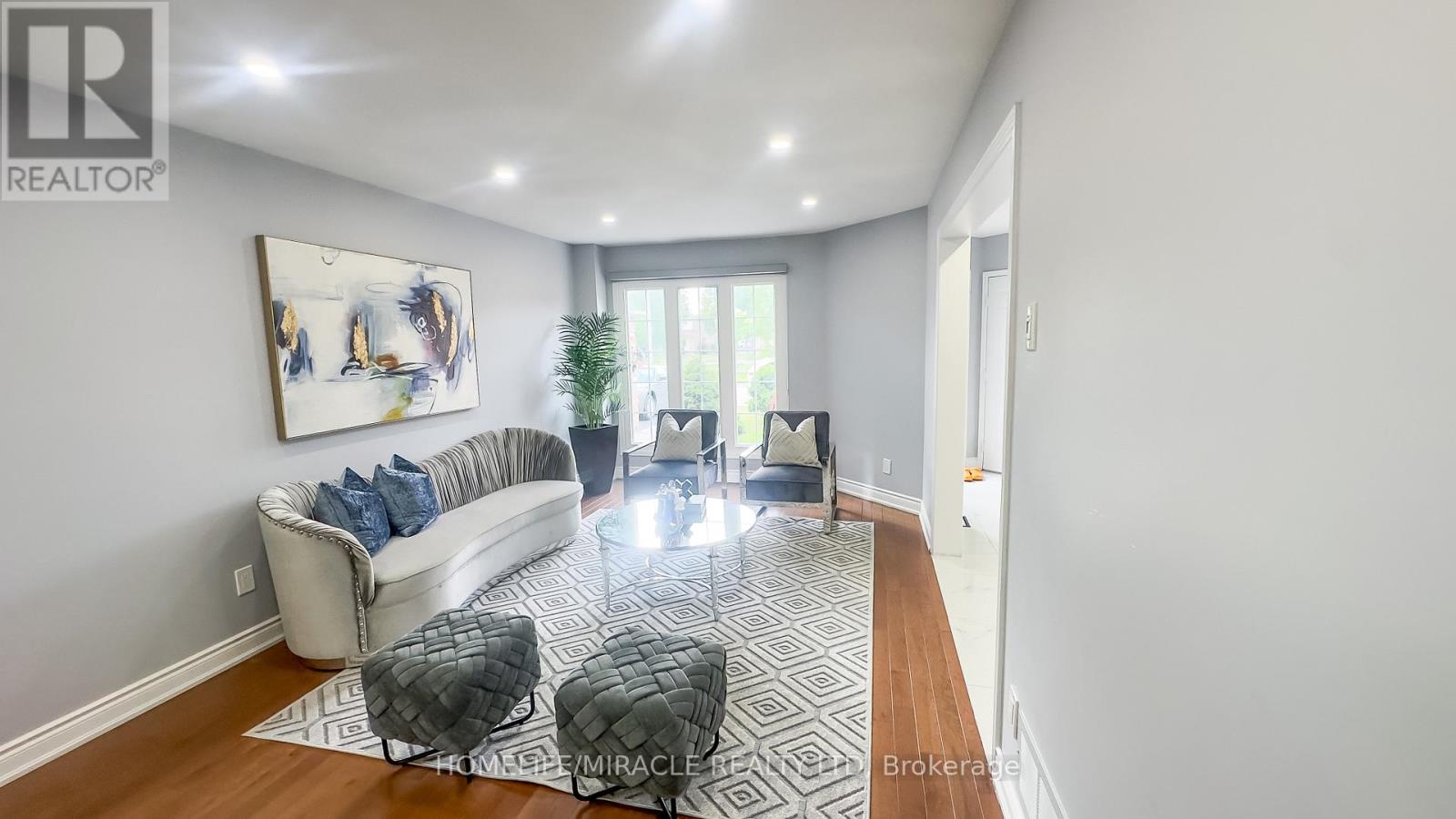 52 Novella Place, Brampton, Ontario  L6S 5X1 - Photo 6 - W12430757