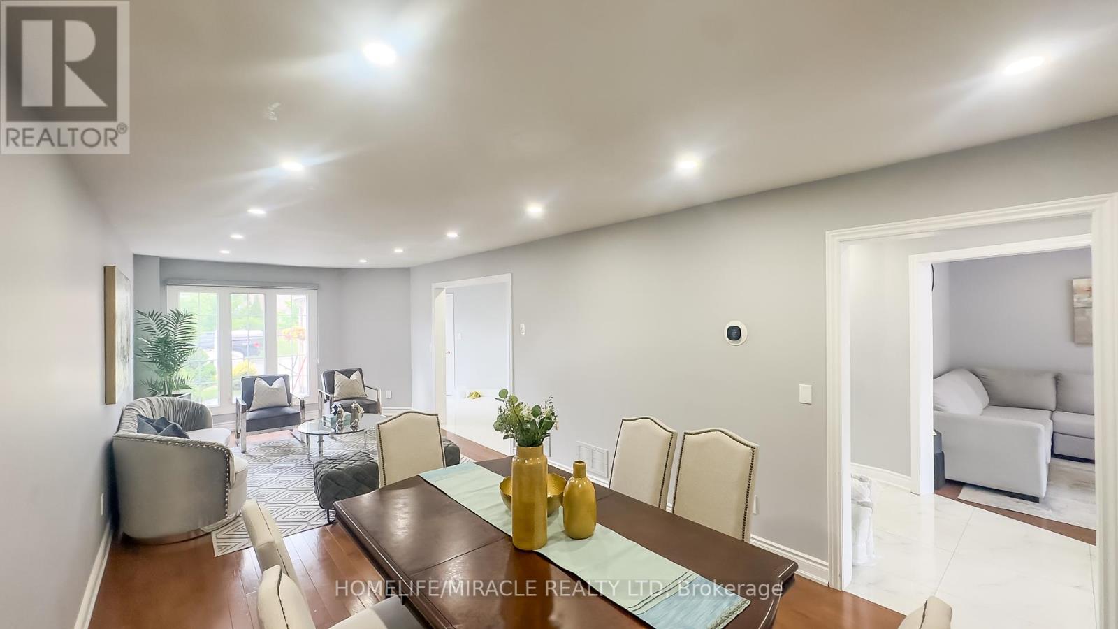52 Novella Place, Brampton, Ontario  L6S 5X1 - Photo 8 - W12430757