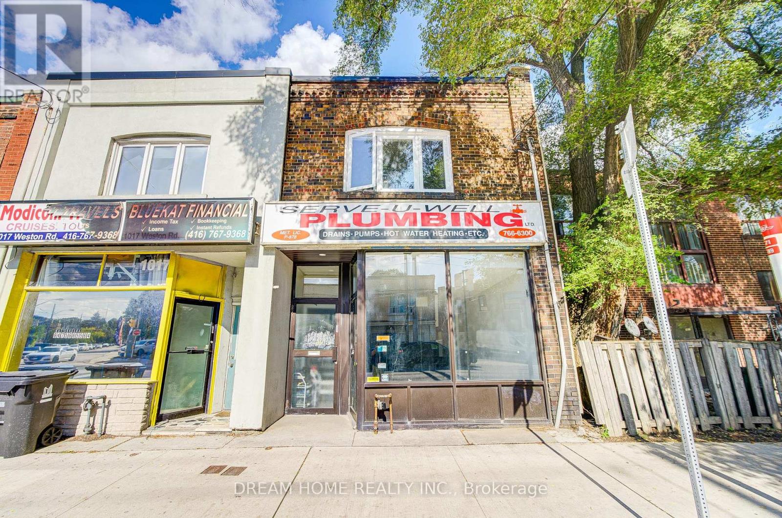 1015 WESTON ROAD, Toronto, Ontario