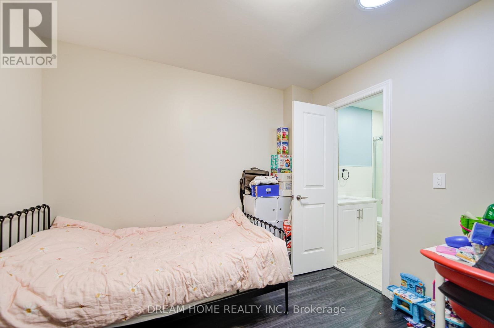 1015 Weston Road, Toronto, Ontario  M6N 3R9 - Photo 18 - W12430758