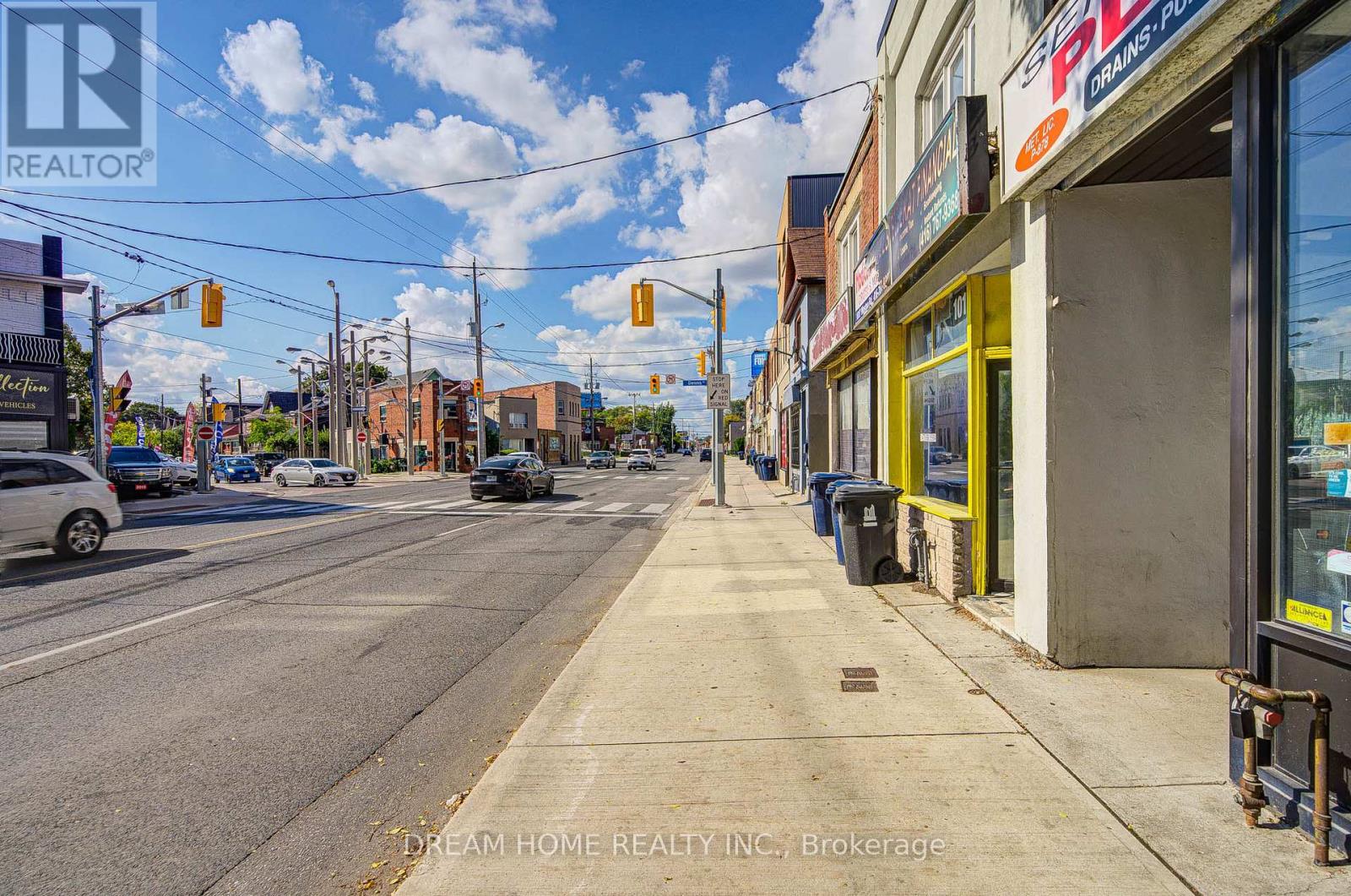 1015 Weston Road, Toronto, Ontario  M6N 3R9 - Photo 3 - W12430758