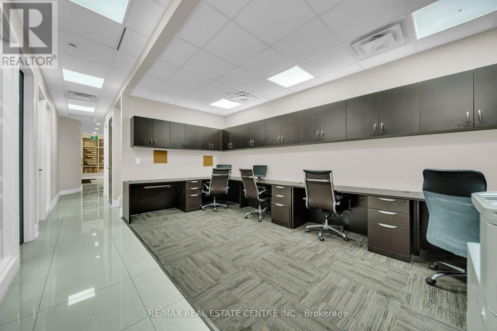 #16 - 1200 Derry Road, Mississauga, Ontario  L5T 0B3 - Photo 22 - W12430768