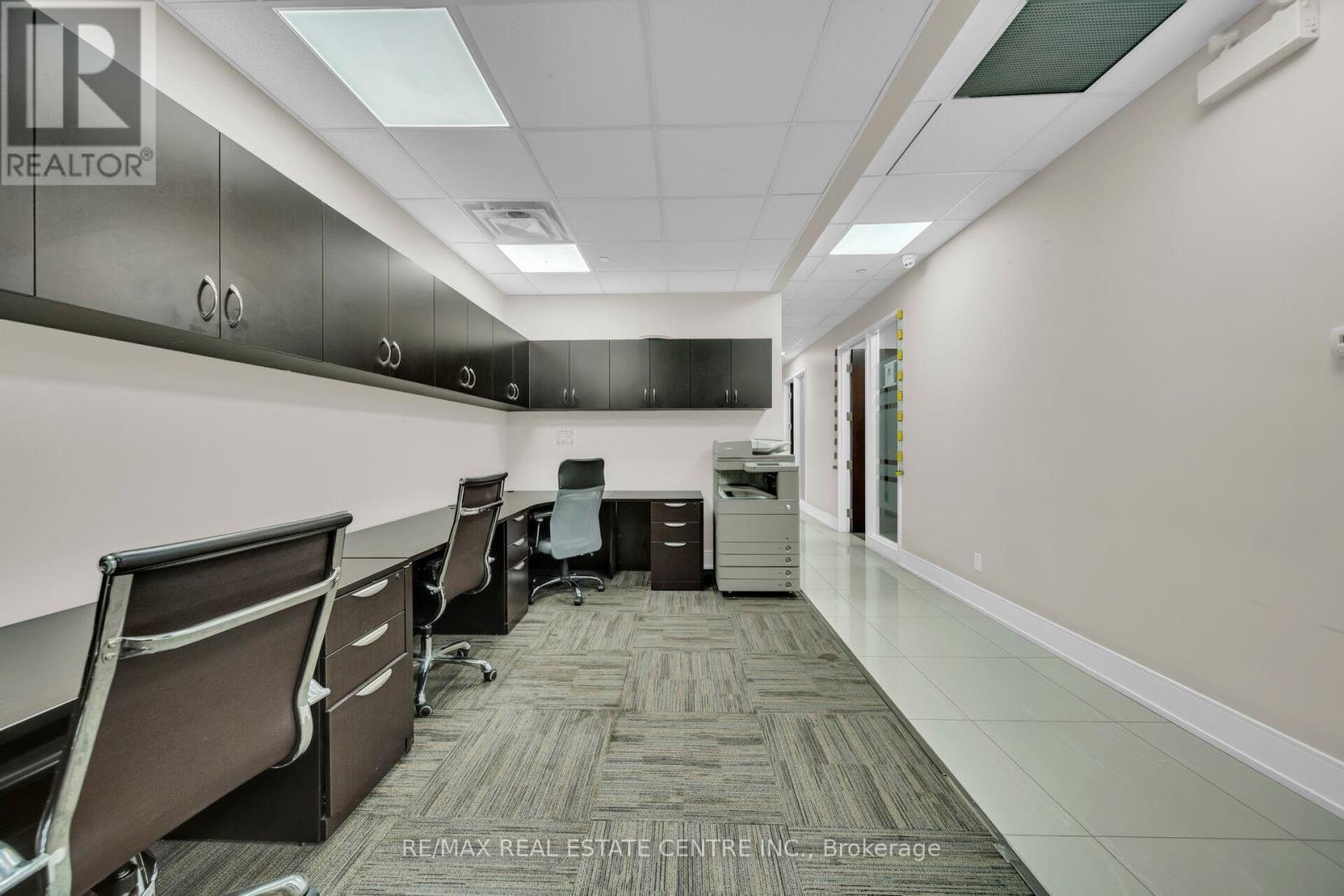 #16 - 1200 Derry Road, Mississauga, Ontario  L5T 0B3 - Photo 23 - W12430768