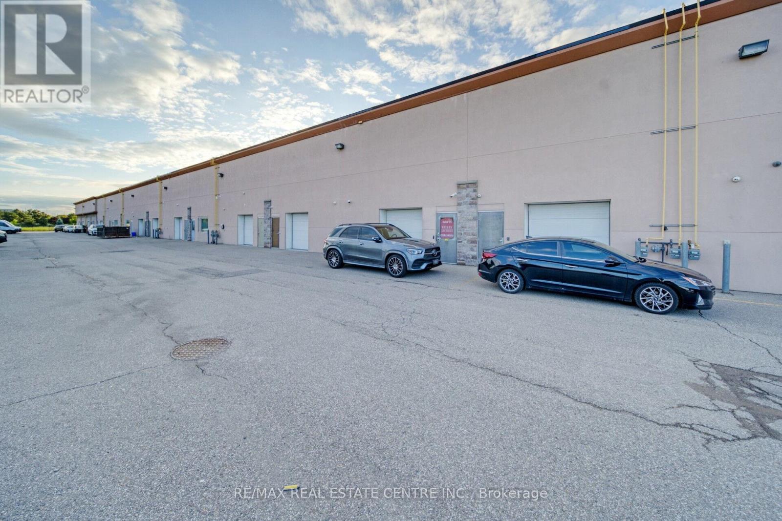 #16 - 1200 Derry Road, Mississauga, Ontario  L5T 0B3 - Photo 37 - W12430768