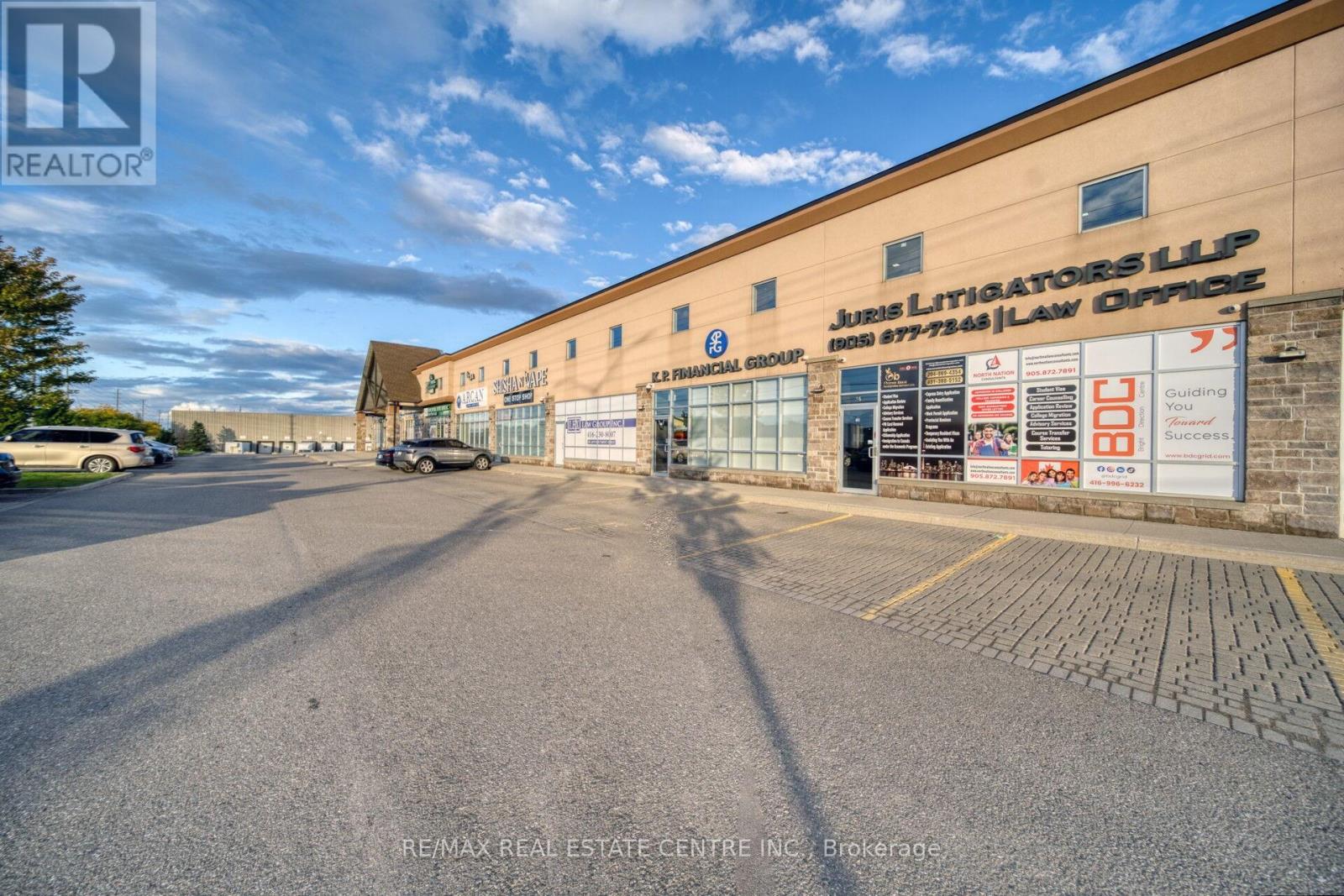 #16 - 1200 Derry Road, Mississauga, Ontario  L5T 0B3 - Photo 5 - W12430768