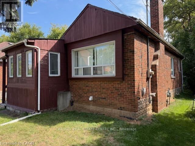77 Emerson Street, Hamilton, Ontario  L8S 2X5 - Photo 2 - X12430739
