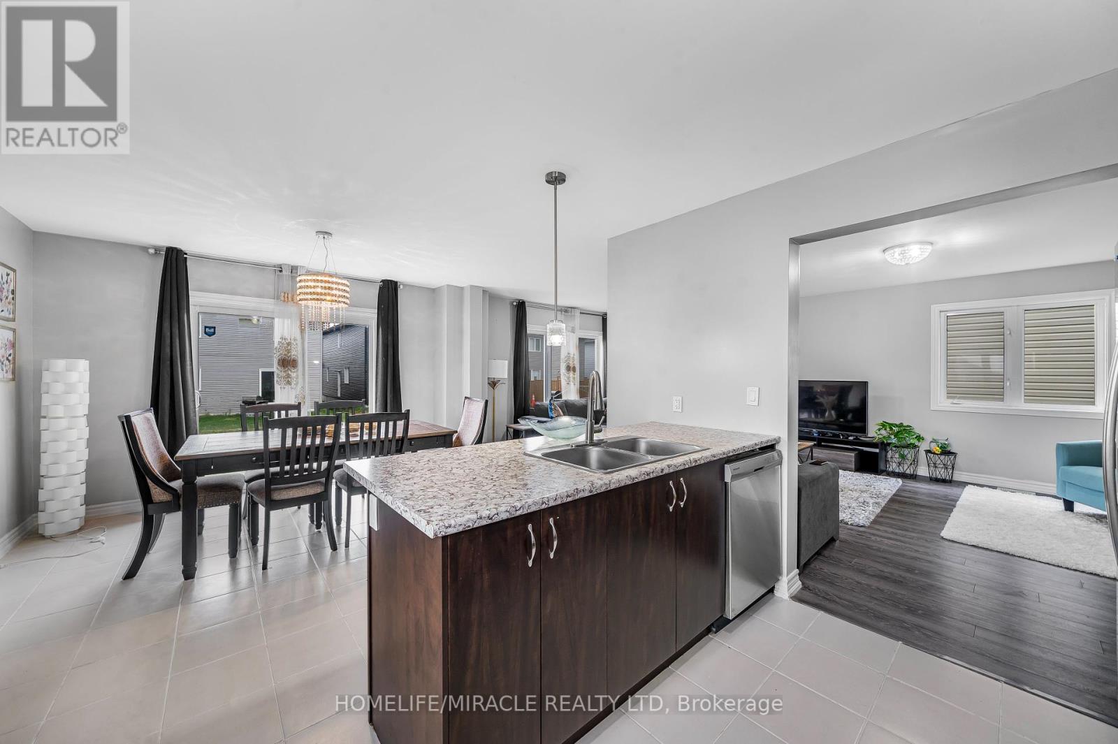 63 Brennan Crescent, Loyalist, Ontario  K0H 2H0 - Photo 19 - X12430764