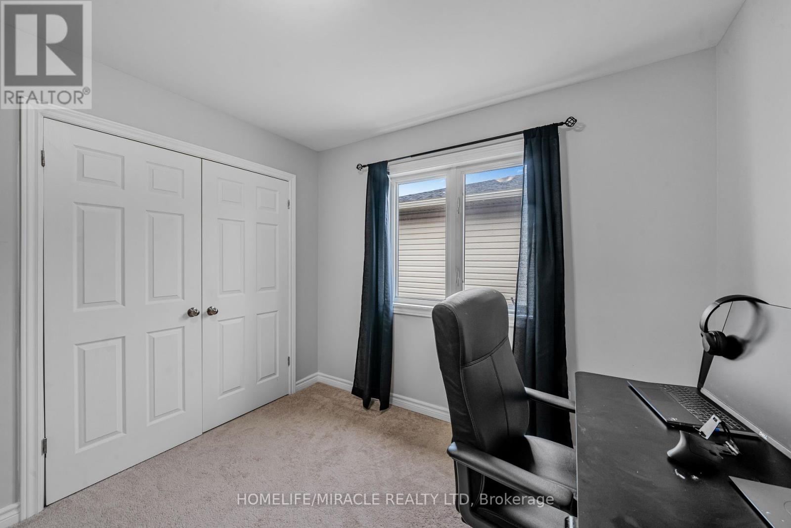63 Brennan Crescent, Loyalist, Ontario  K0H 2H0 - Photo 28 - X12430764