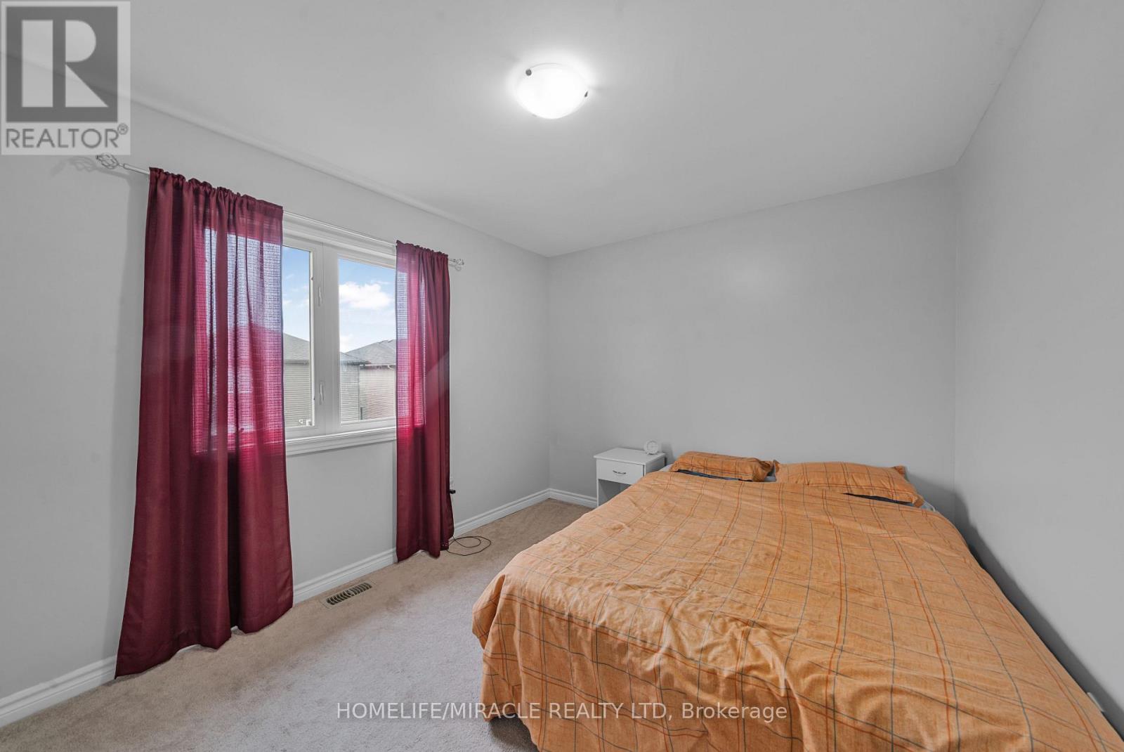 63 Brennan Crescent, Loyalist, Ontario  K0H 2H0 - Photo 32 - X12430764