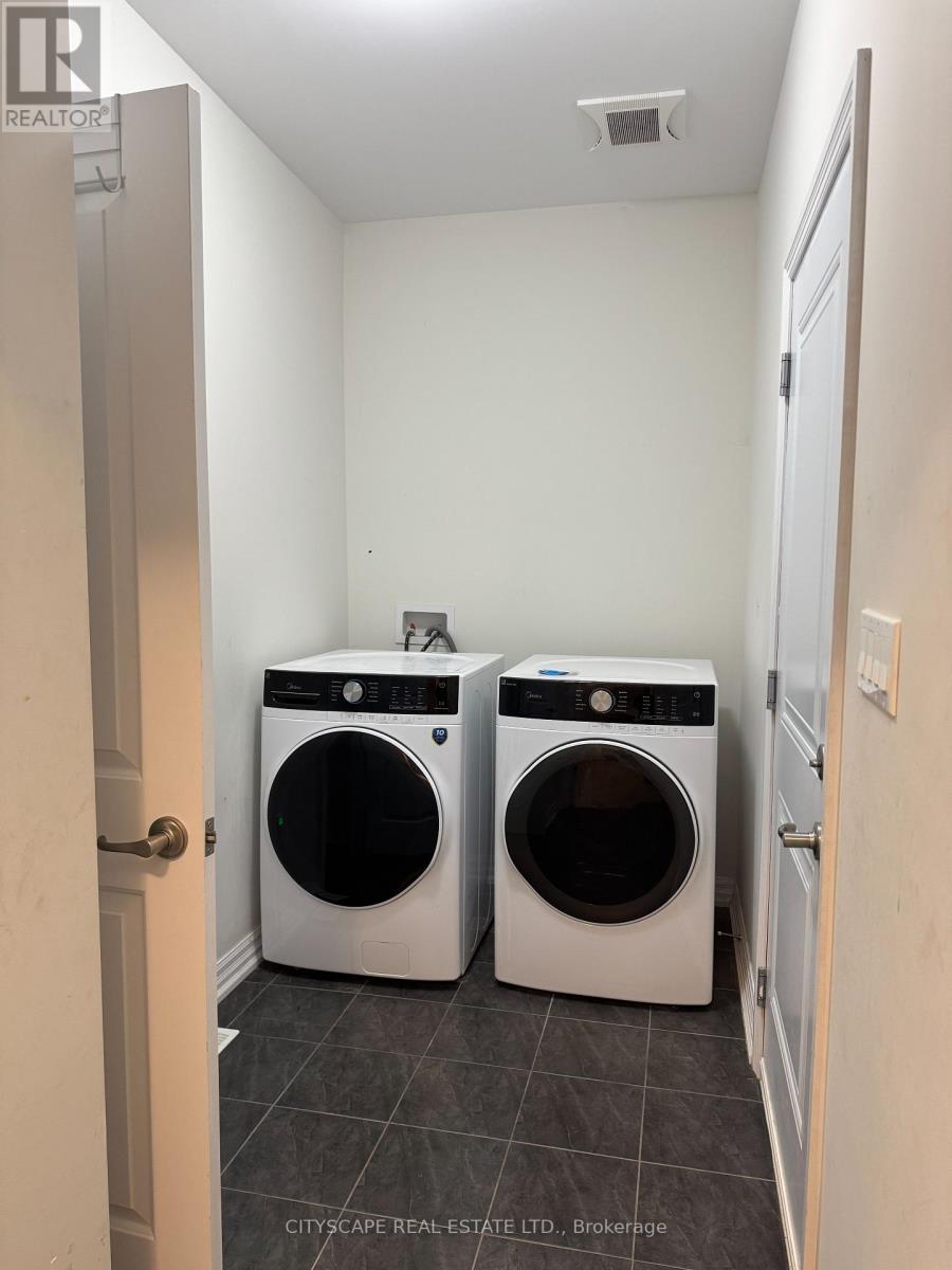 7 - 4311 Mann Street, Niagara Falls, Ontario  L2G 0E7 - Photo 11 - X12430769