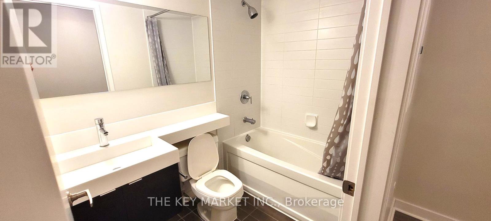 1805 - 25 Telegram Mews, Toronto, Ontario  M5V 3Z1 - Photo 20 - C12430782