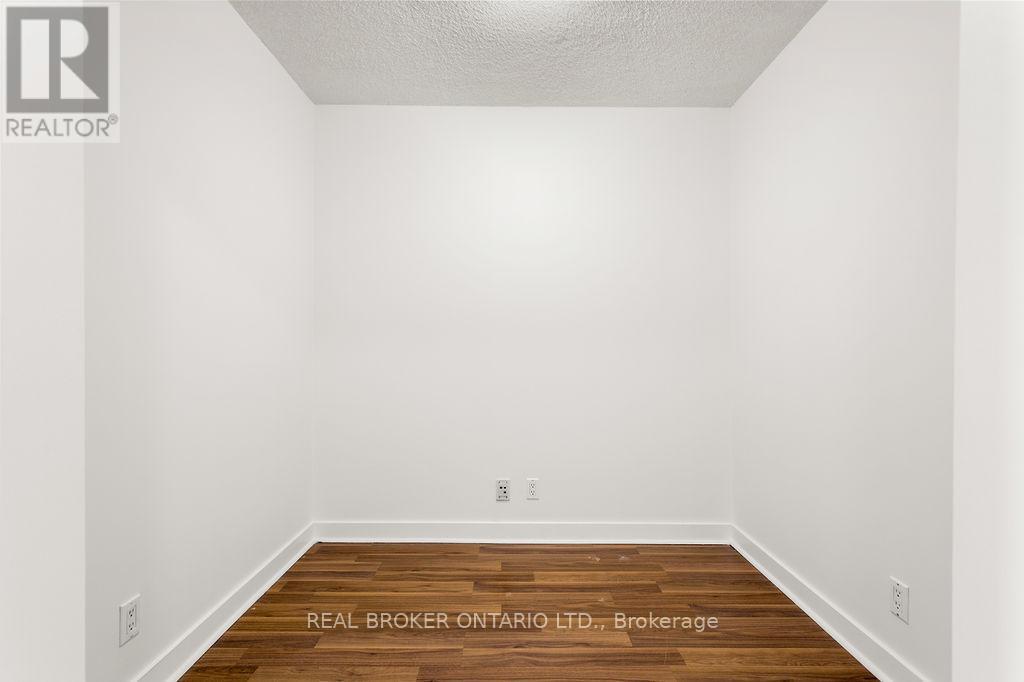 709 - 361 Front Street W, Toronto, Ontario  M5V 3R5 - Photo 12 - C12430785