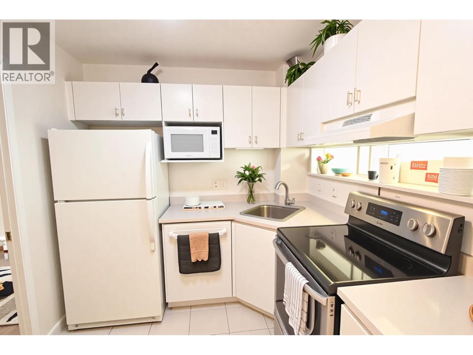 2207 1188 Richards Street, Vancouver, British Columbia  V6B 3E6 - Photo 10 - R3018492