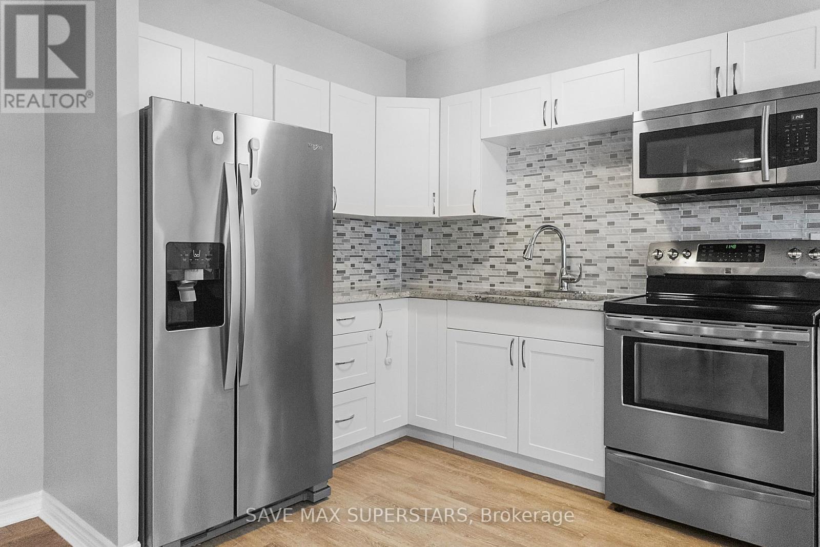 501 - 50 Baif Boulevard, Richmond Hill, Ontario  L4C 5L1 - Photo 4 - N12430728