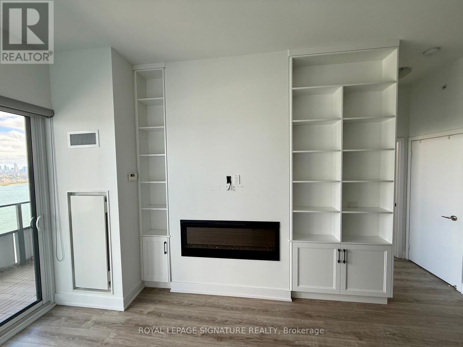 4406 - 20 Shore Breeze Drive, Toronto, Ontario  M8V 0C7 - Photo 12 - W12430779