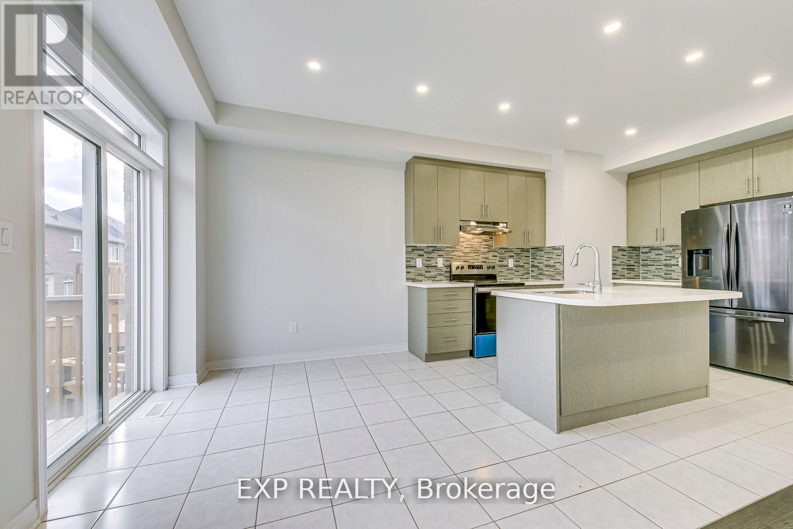 142 Toucan Trail, Oakville, Ontario  L6H 0Y2 - Photo 13 - W12430781