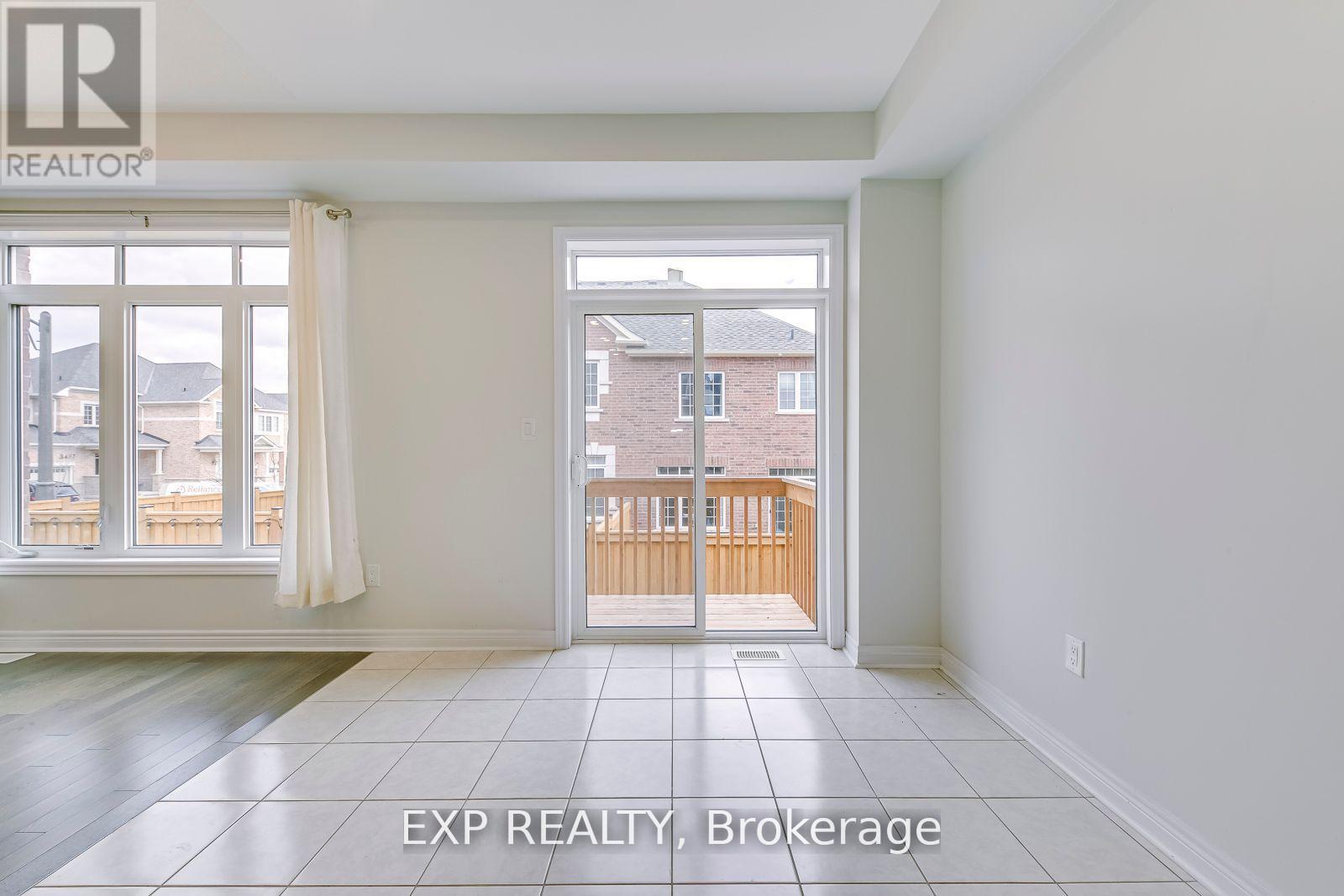142 Toucan Trail, Oakville, Ontario  L6H 0Y2 - Photo 14 - W12430781