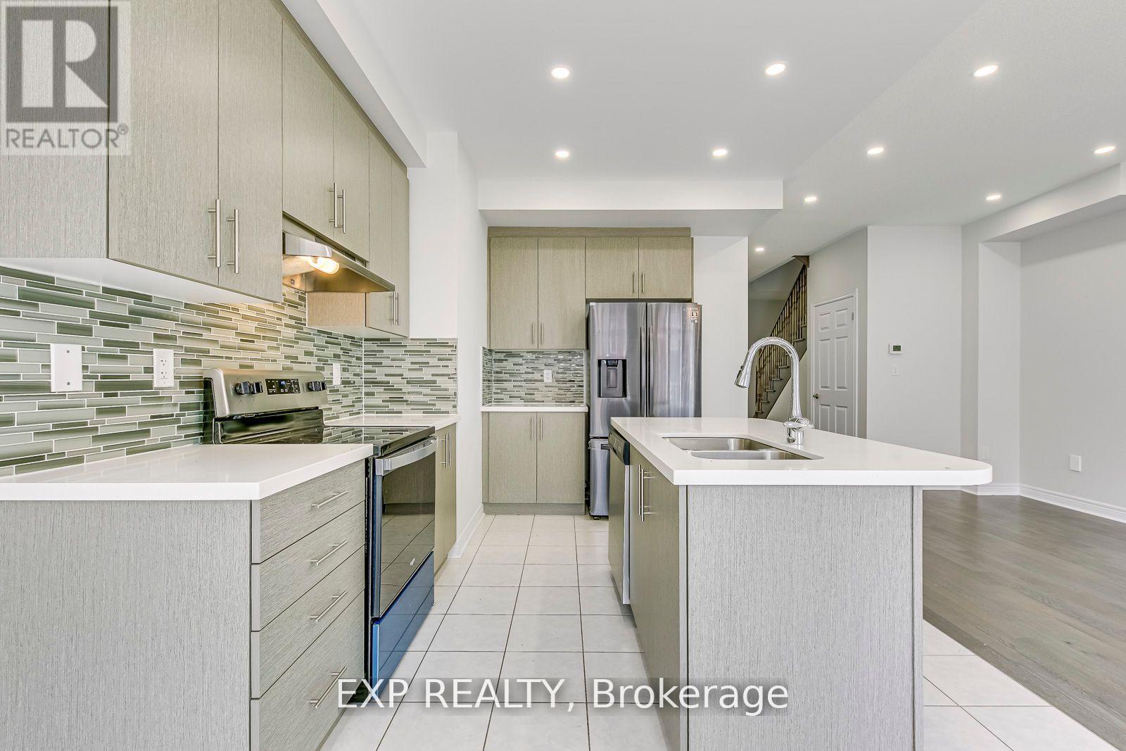 142 Toucan Trail, Oakville, Ontario  L6H 0Y2 - Photo 16 - W12430781