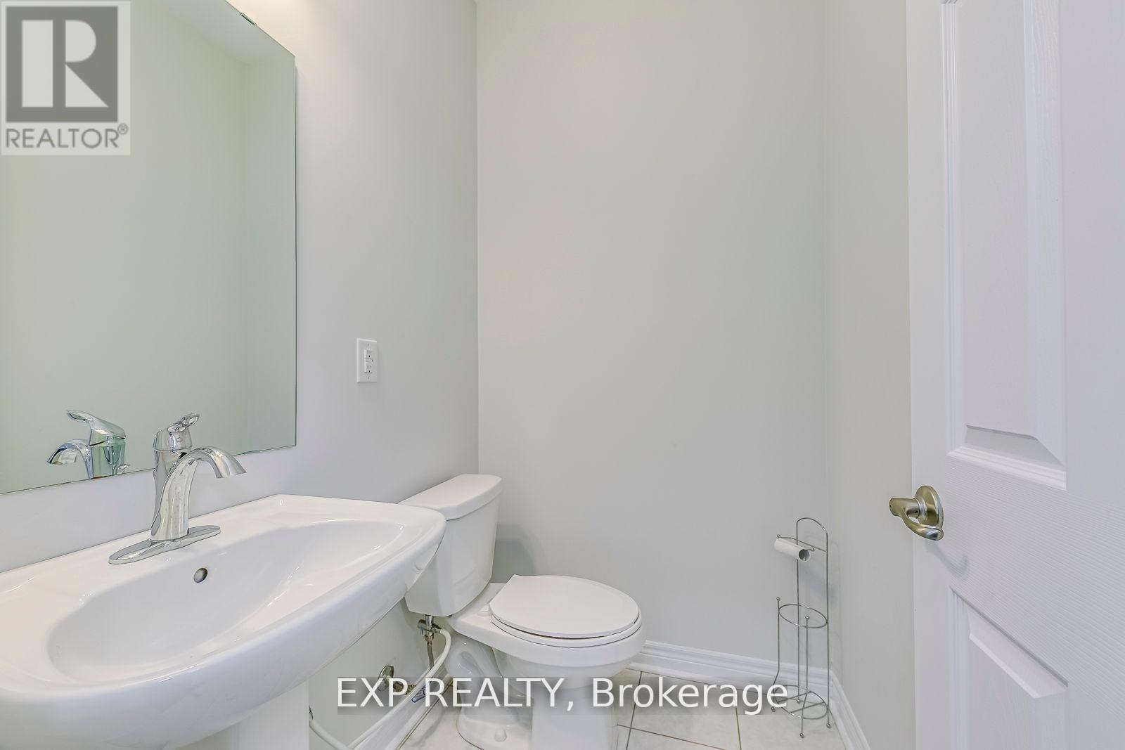 142 Toucan Trail, Oakville, Ontario  L6H 0Y2 - Photo 21 - W12430781