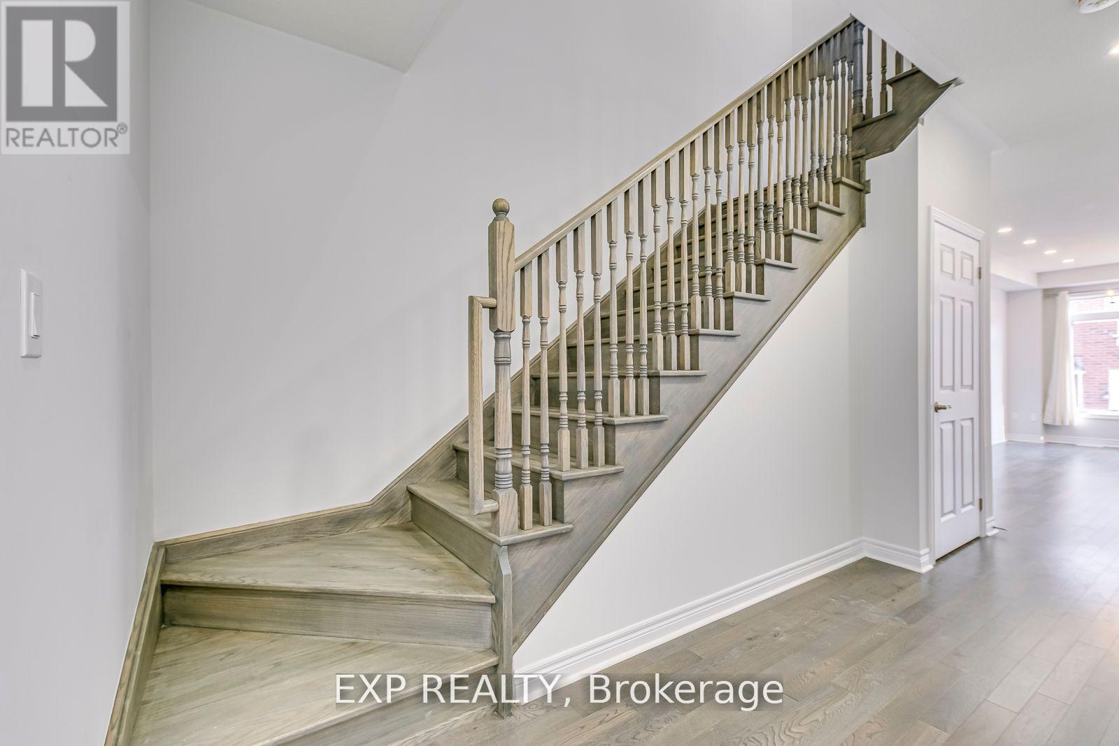 142 Toucan Trail, Oakville, Ontario  L6H 0Y2 - Photo 22 - W12430781