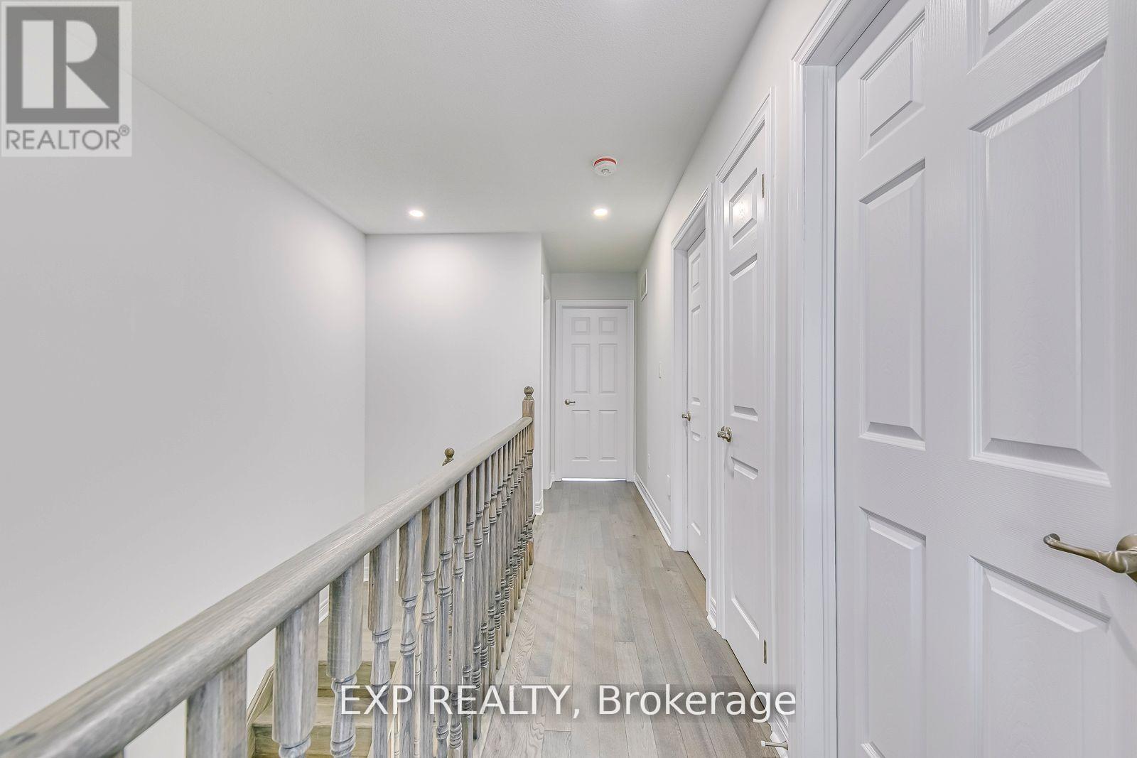 142 Toucan Trail, Oakville, Ontario  L6H 0Y2 - Photo 30 - W12430781