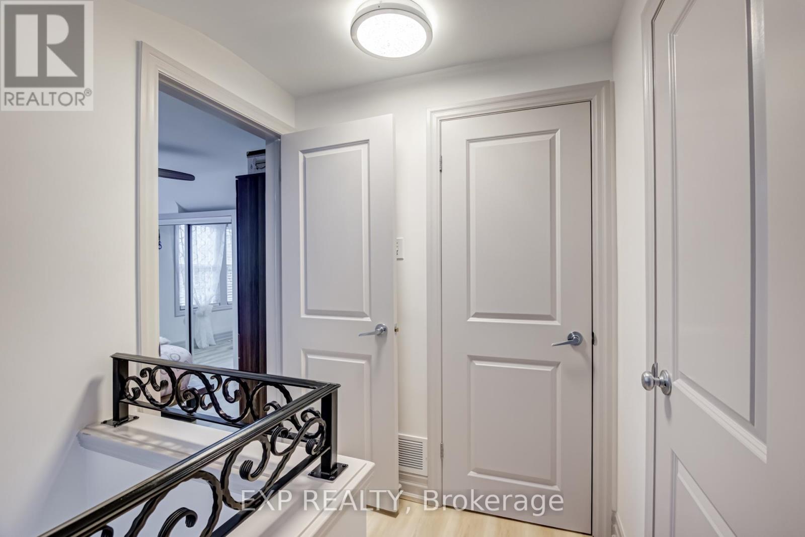 19 Albani Street, Toronto, Ontario  M8V 1X3 - Photo 17 - W12430783