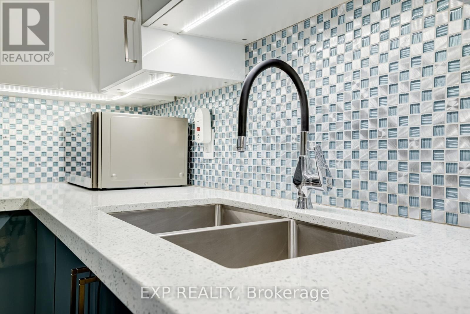 19 Albani Street, Toronto, Ontario  M8V 1X3 - Photo 38 - W12430783