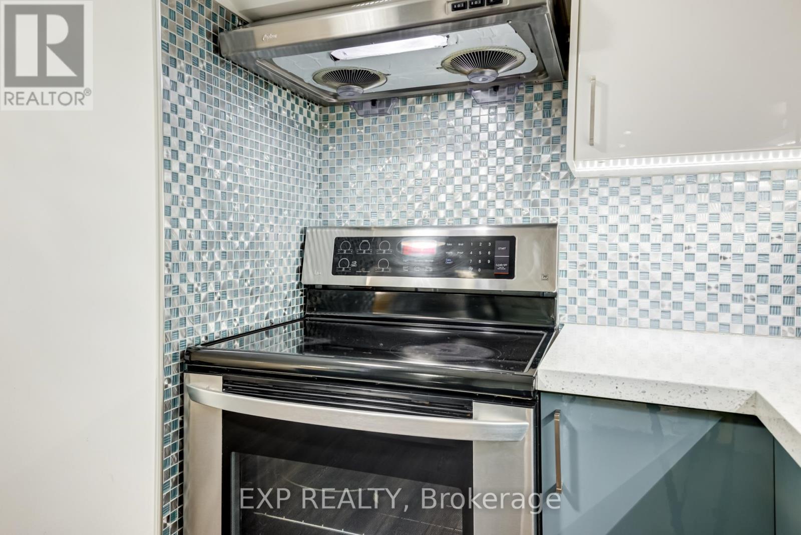 19 Albani Street, Toronto, Ontario  M8V 1X3 - Photo 39 - W12430783