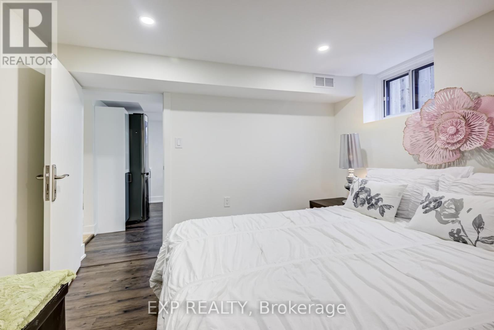 19 Albani Street, Toronto, Ontario  M8V 1X3 - Photo 41 - W12430783