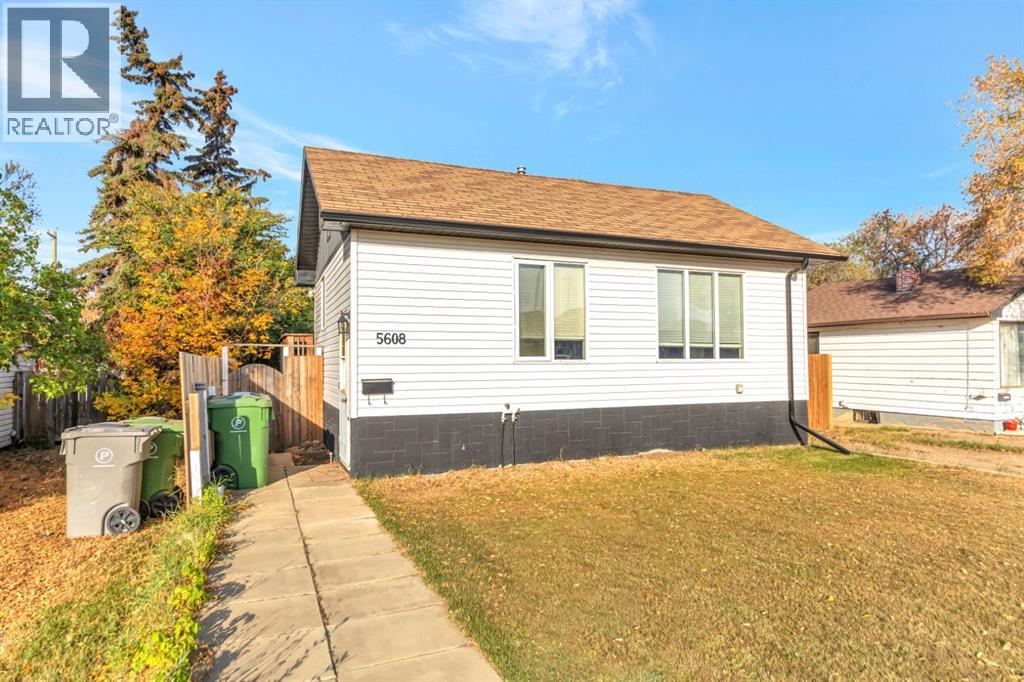 5608 49 Avenue, Lloydminster, Saskatchewan