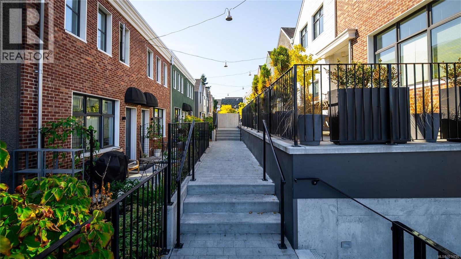 24 230 Wilson St, Victoria, British Columbia  V9A 3G2 - Photo 33 - 1014735