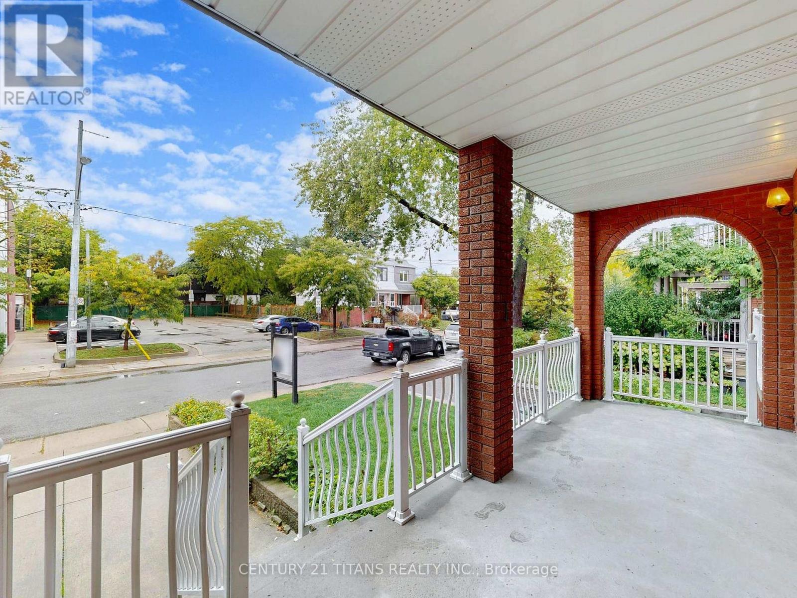 67 Holland Park Avenue, Toronto, Ontario  M6C 1M2 - Photo 2 - C12430376