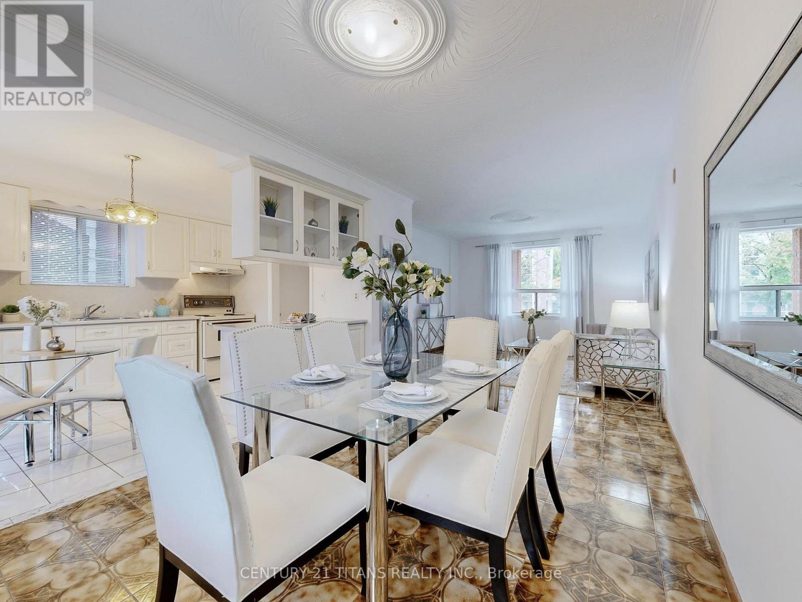 67 Holland Park Avenue, Toronto, Ontario  M6C 1M2 - Photo 10 - C12430376
