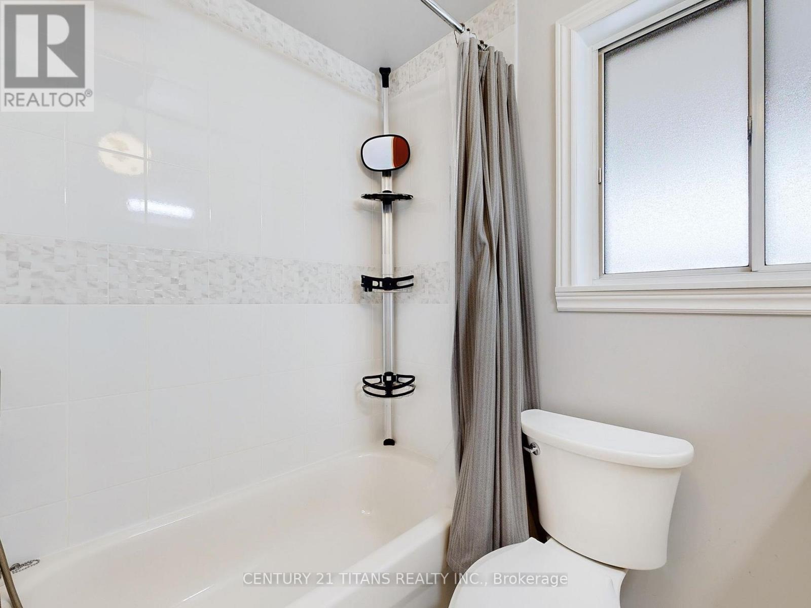 67 Holland Park Avenue, Toronto, Ontario  M6C 1M2 - Photo 23 - C12430376