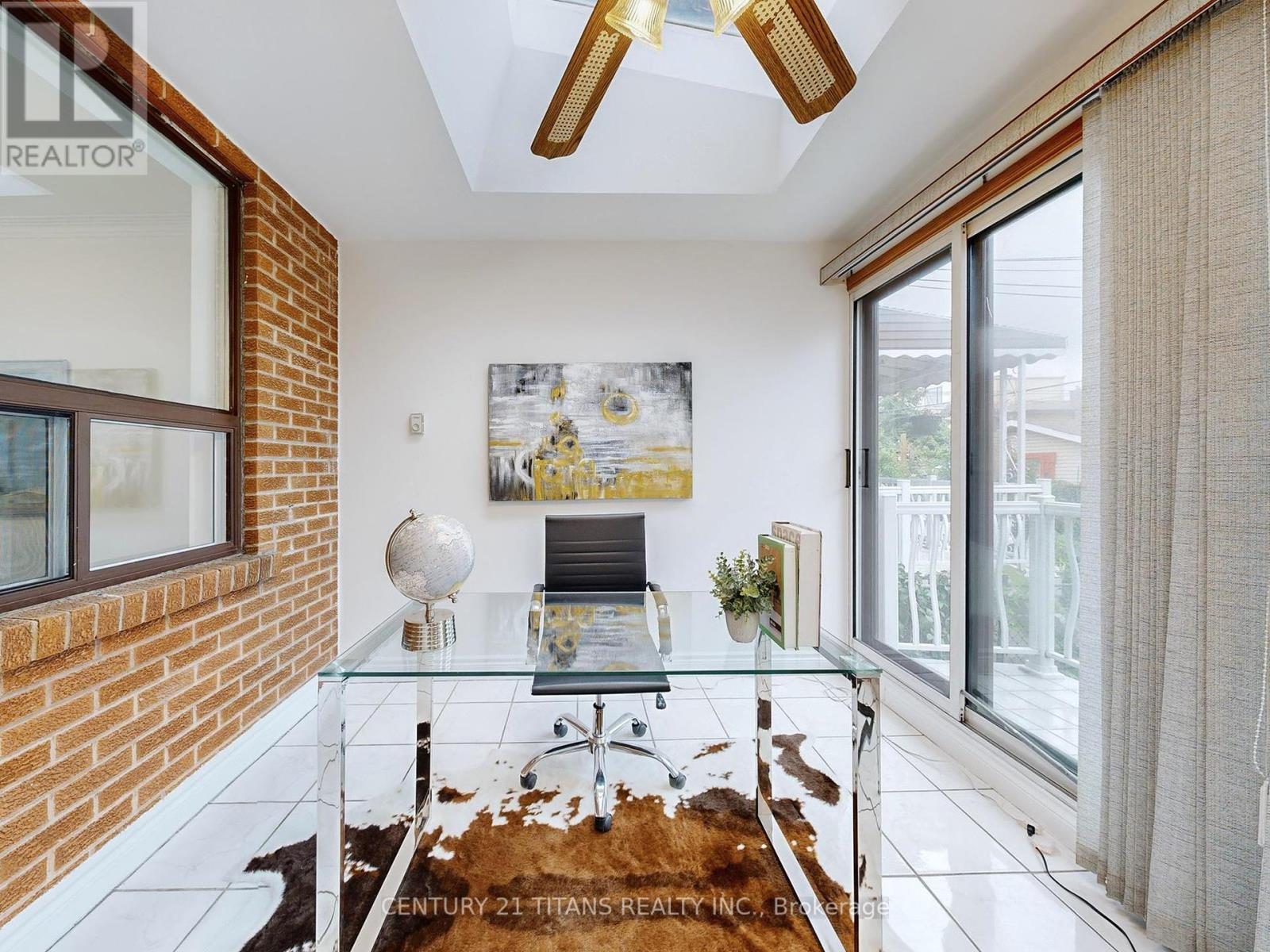 67 Holland Park Avenue, Toronto, Ontario  M6C 1M2 - Photo 14 - C12430376