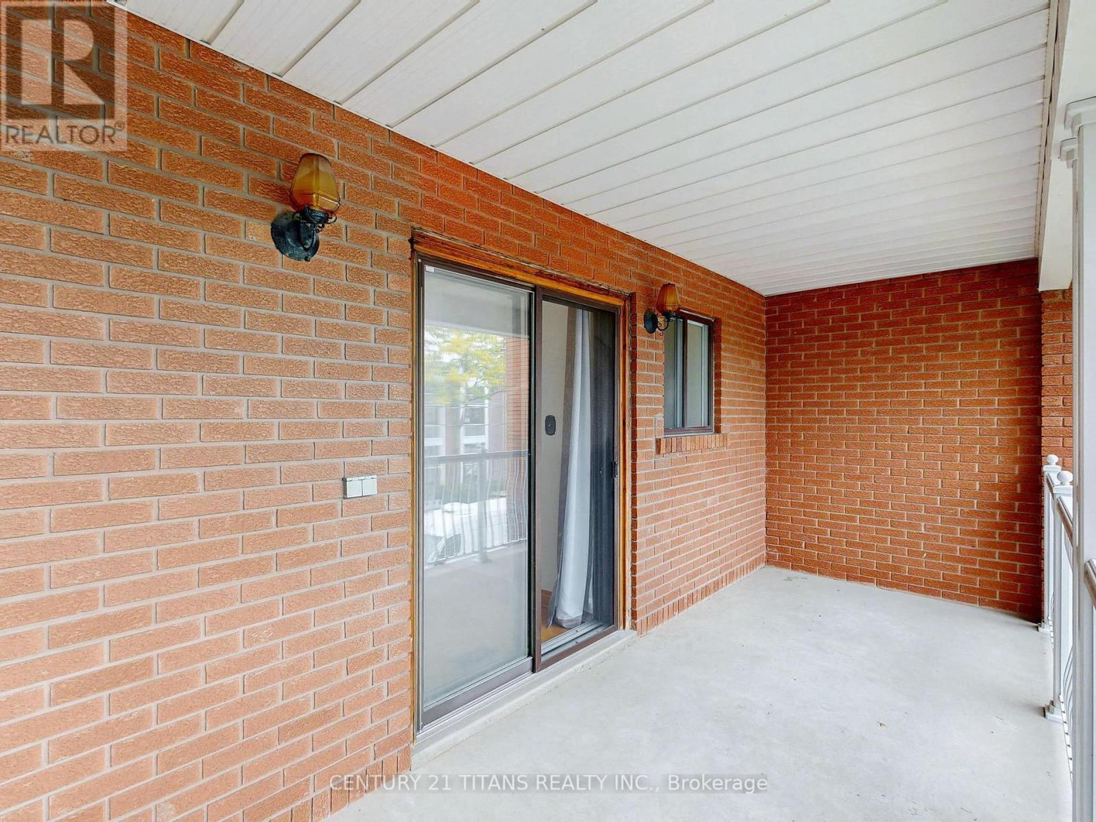 67 Holland Park Avenue, Toronto, Ontario  M6C 1M2 - Photo 29 - C12430376