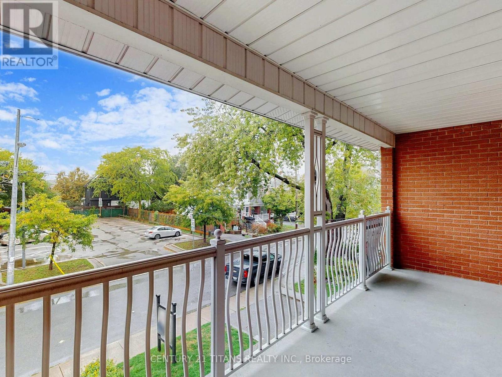 67 Holland Park Avenue, Toronto, Ontario  M6C 1M2 - Photo 28 - C12430376