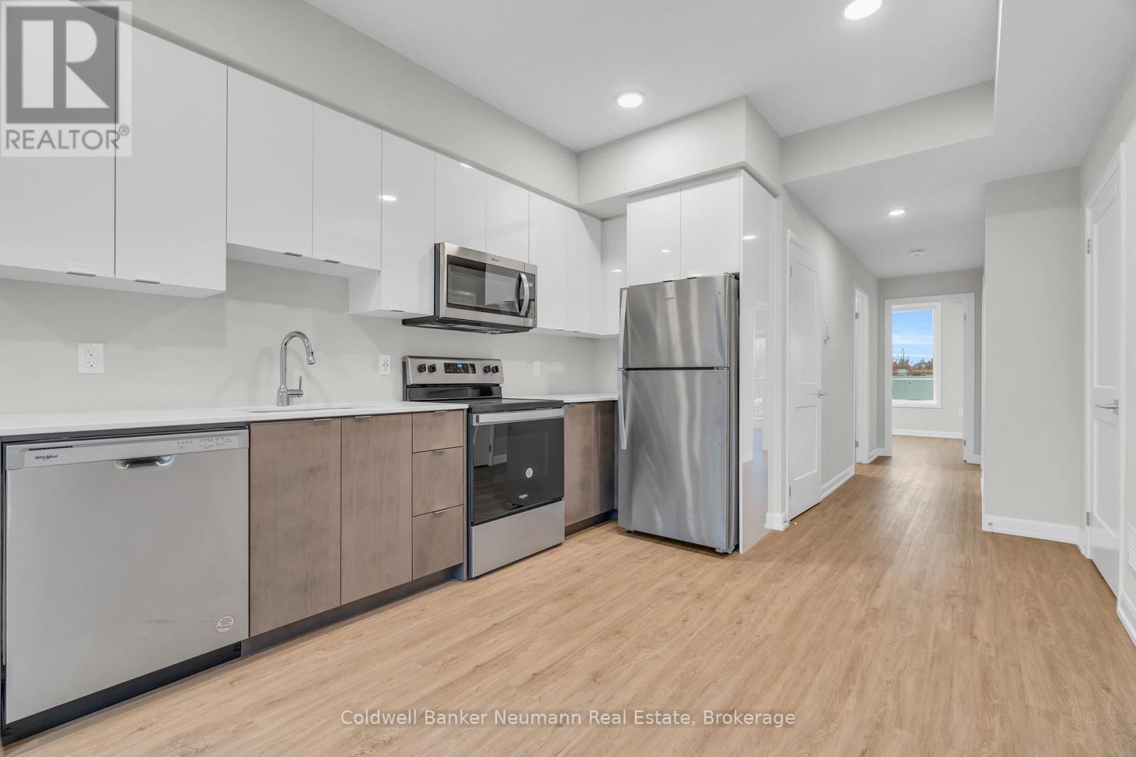 102 - 708 Woolwich Street, Guelph (Riverside Park), Ontario  N1H 7G6 - Photo 3 - X12430803