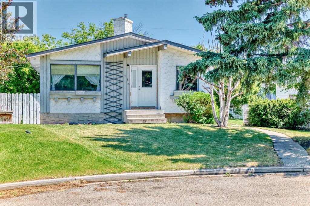 418 Ellis Crescent, High River, Alberta