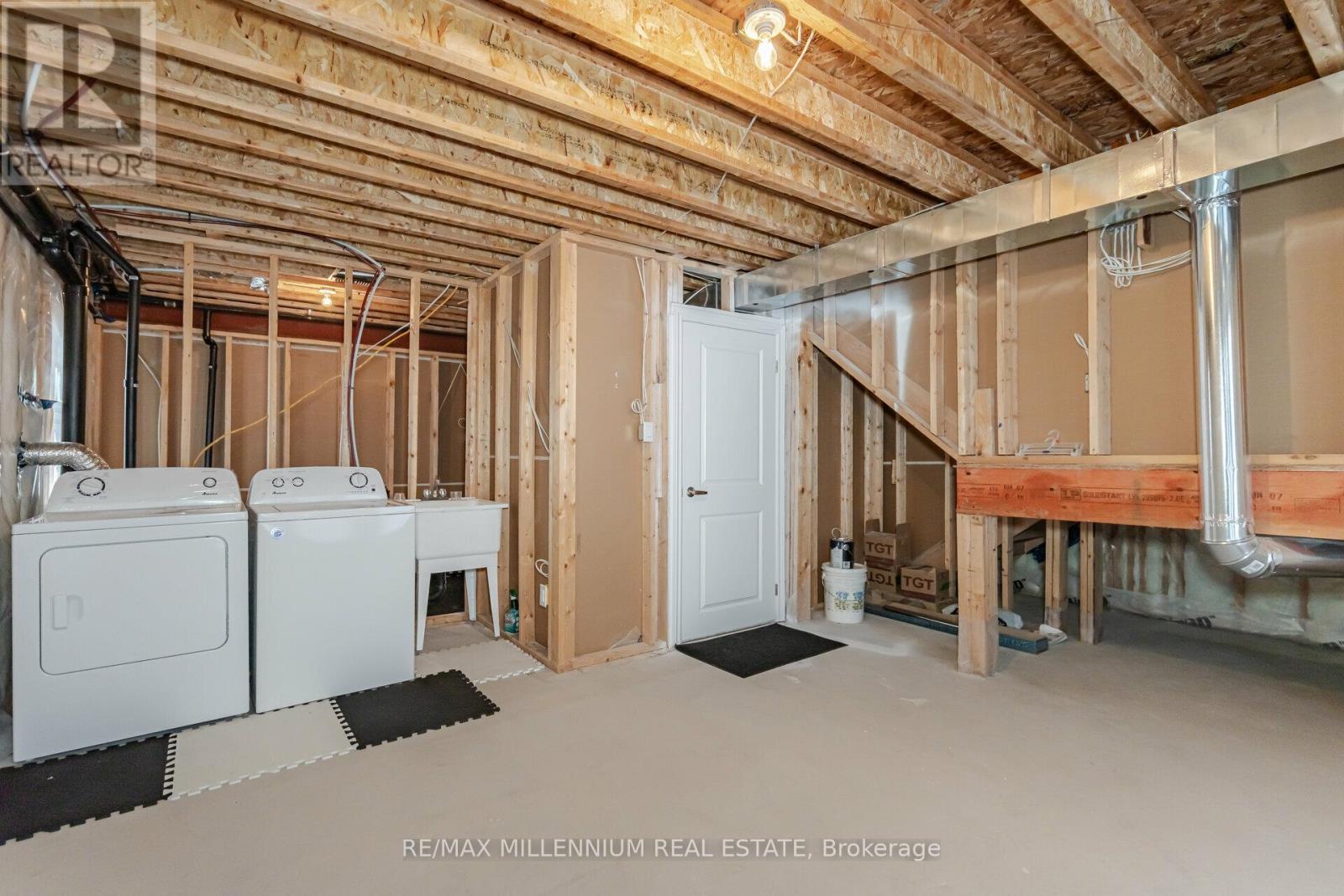 200 Lia Drive, Clearview, Ontario  L0M 1S0 - Photo 35 - S12430798