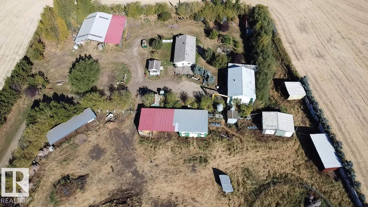 21542 Twp 492, Rural Camrose County, Alberta  T0B 1Z0 - Photo 2 - E4459873