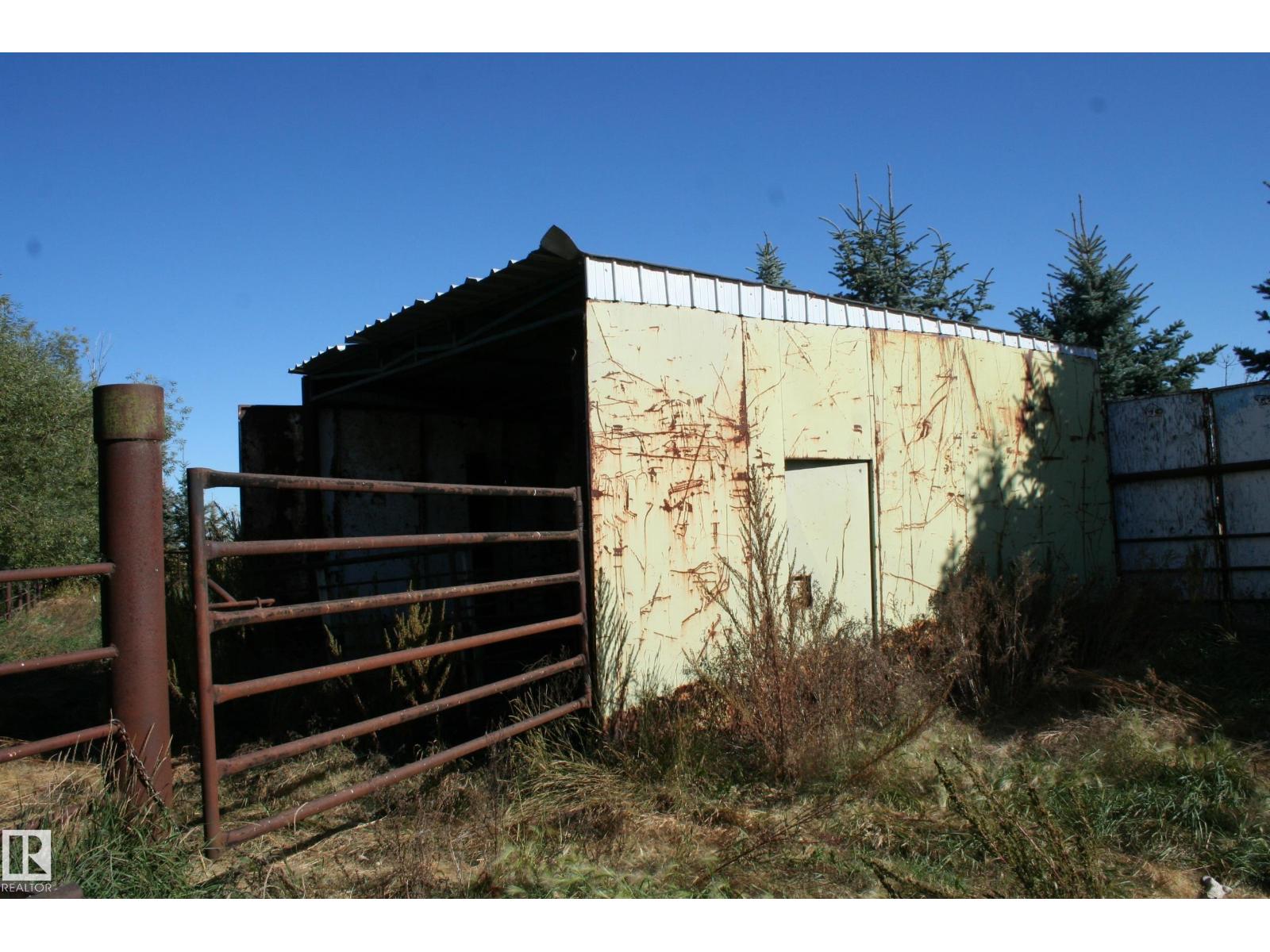 21542 Twp 492, Rural Camrose County, Alberta  T0B 1Z0 - Photo 35 - E4459873