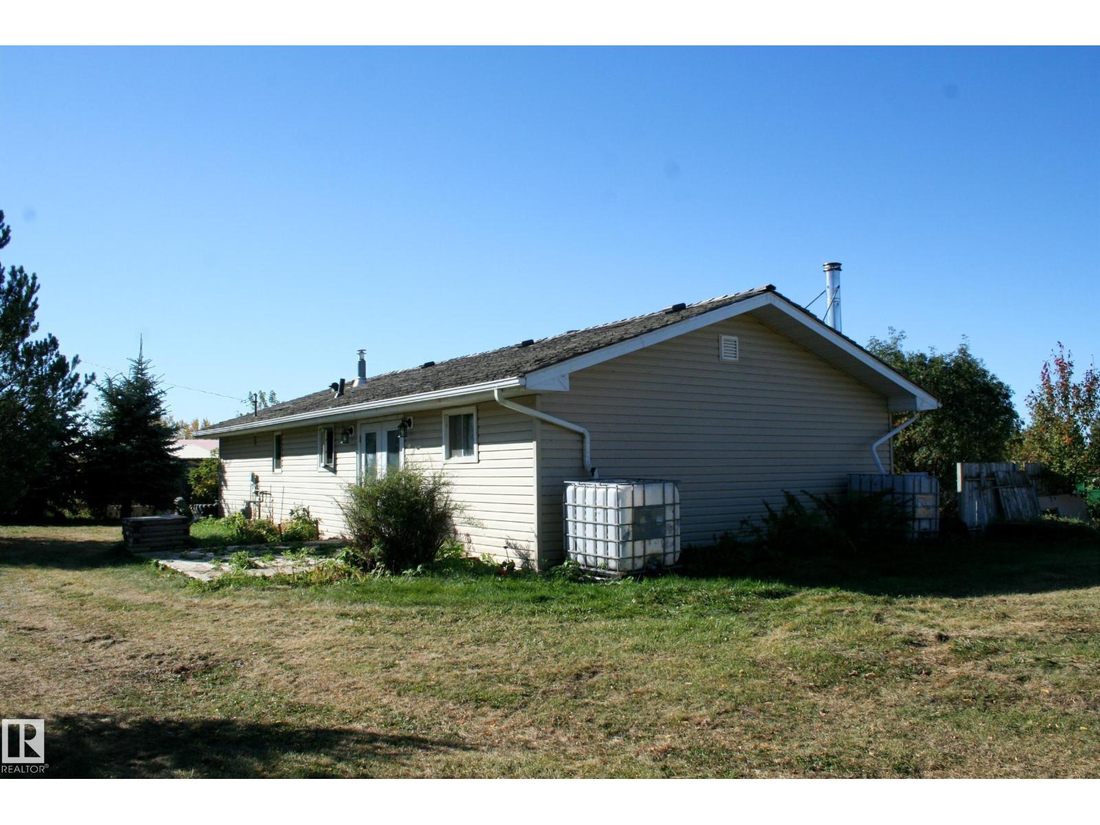 21542 Twp 492, Rural Camrose County, Alberta  T0B 1Z0 - Photo 5 - E4459873