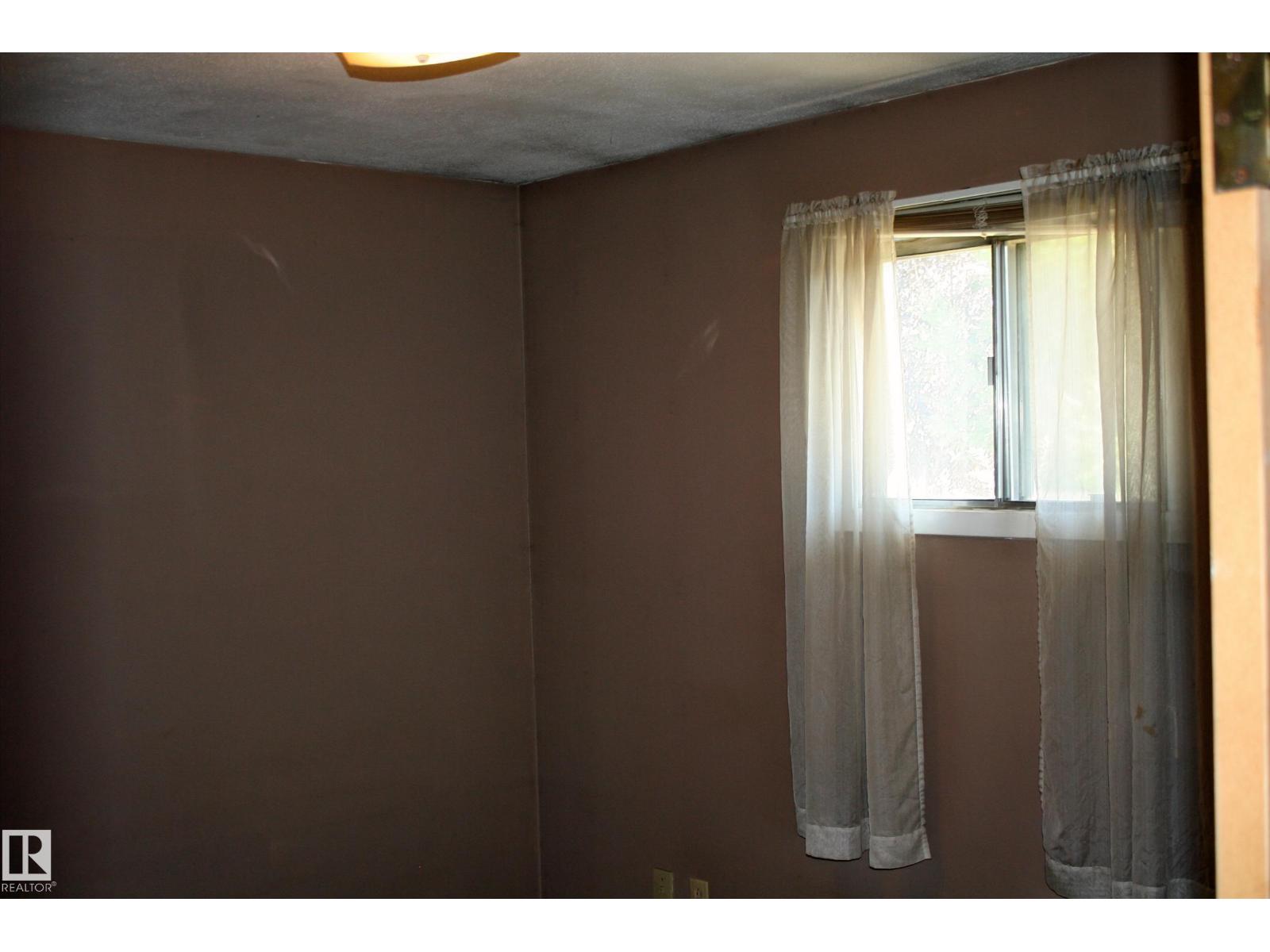 21542 Twp 492, Rural Camrose County, Alberta  T0B 1Z0 - Photo 14 - E4459873