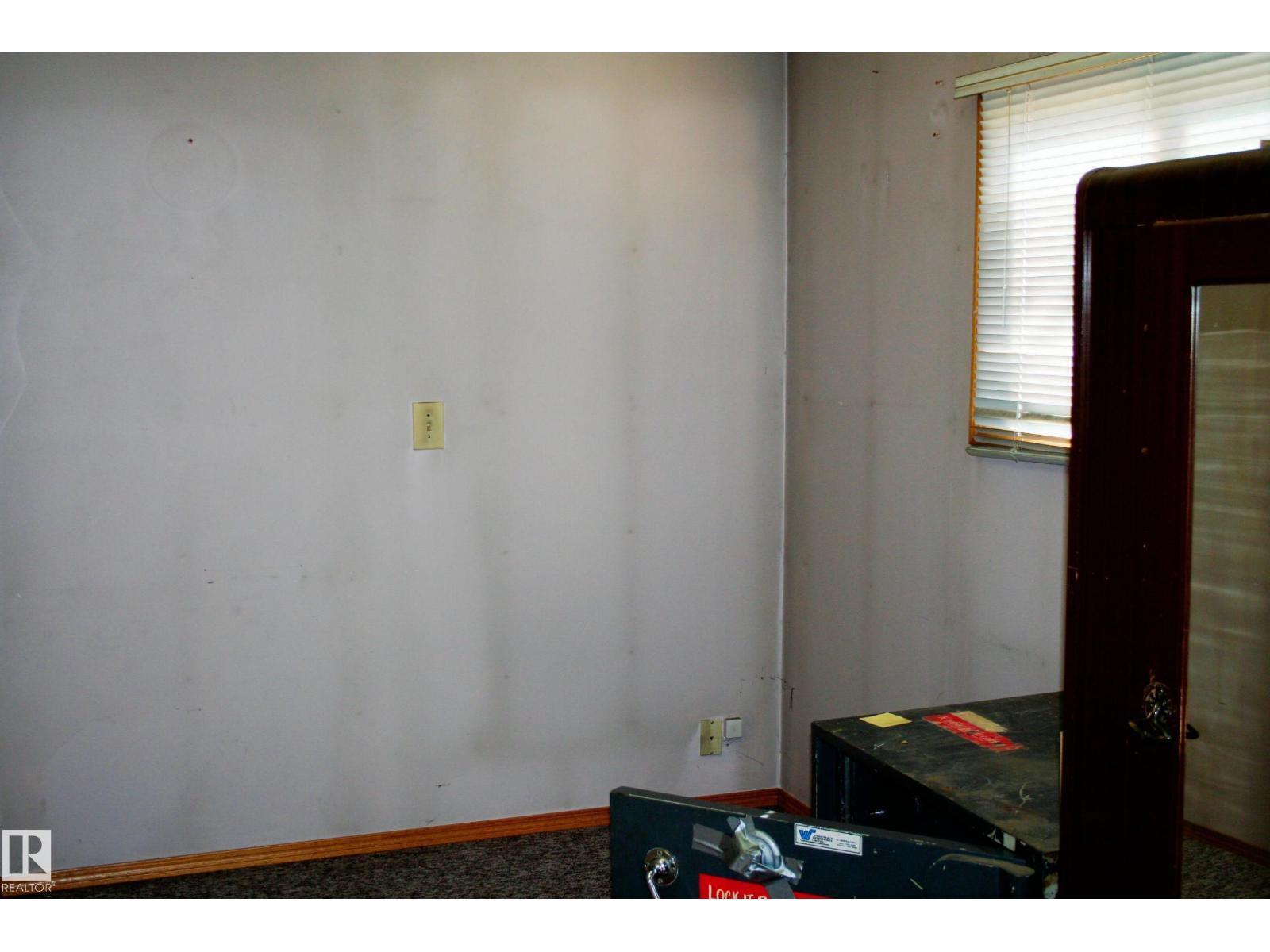 21542 Twp 492, Rural Camrose County, Alberta  T0B 1Z0 - Photo 10 - E4459873
