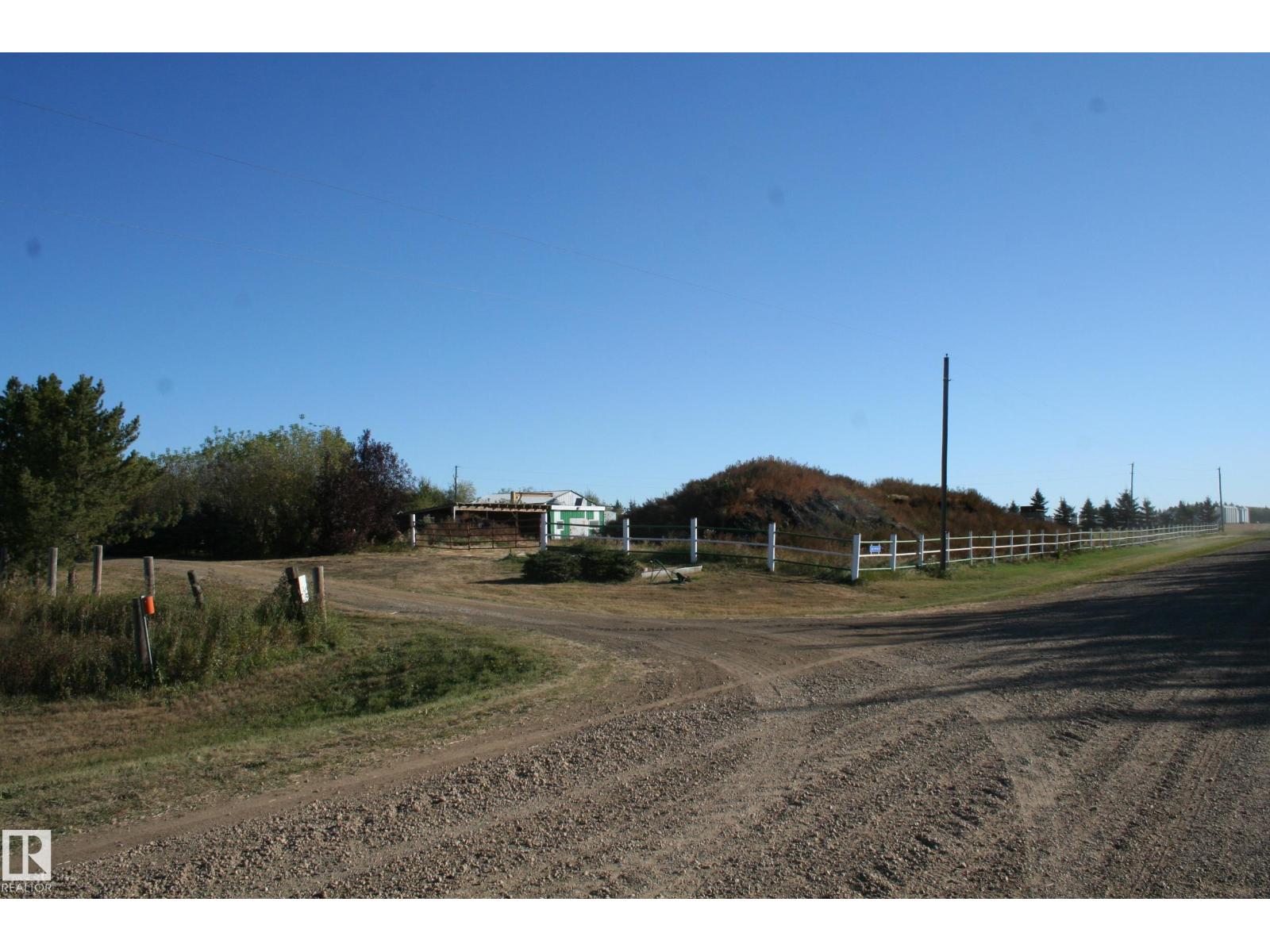 21542 Twp 492, Rural Camrose County, Alberta  T0B 1Z0 - Photo 27 - E4459873
