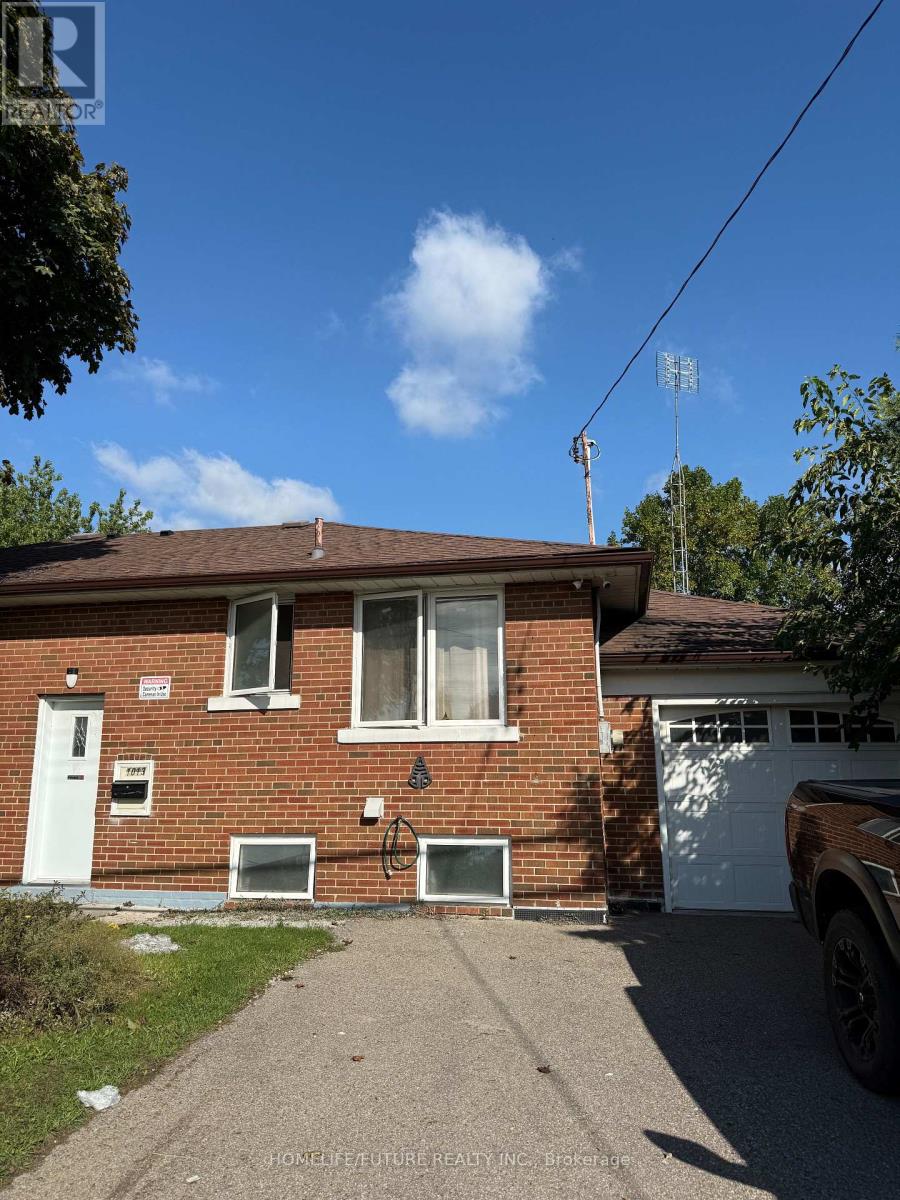 1013 ISLINGTON AVENUE, Toronto, Ontario